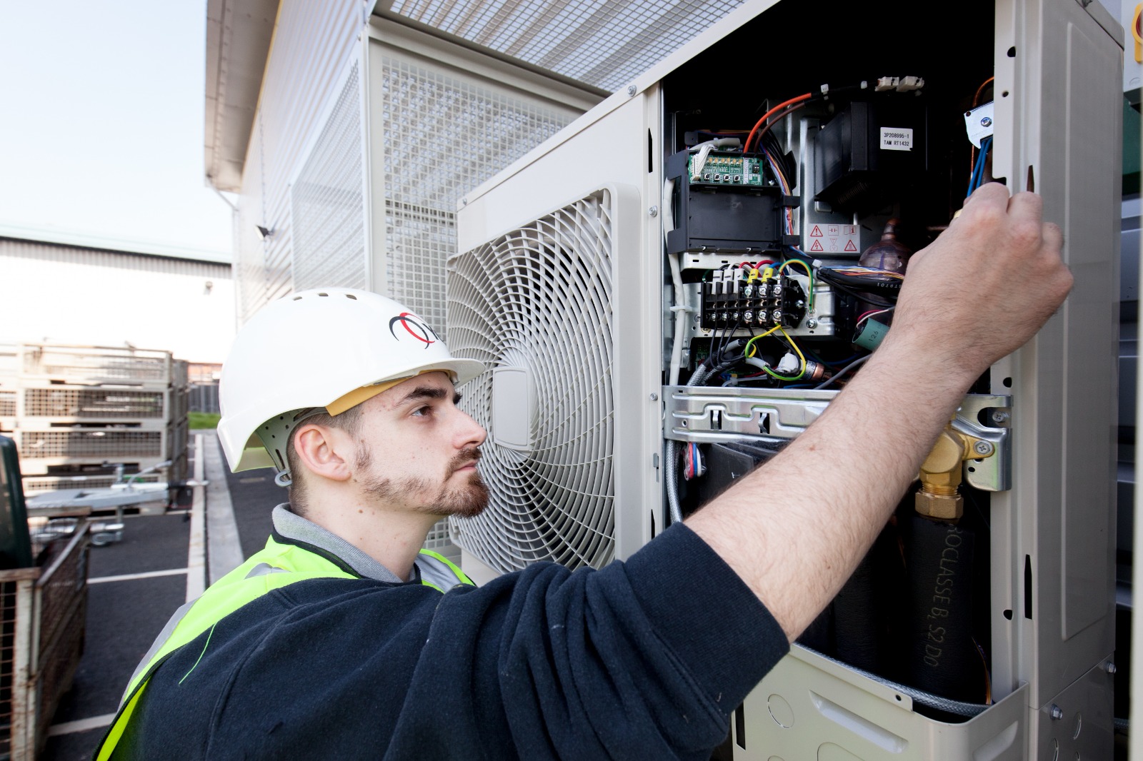 What to expect from an air conditioning maintenance visit