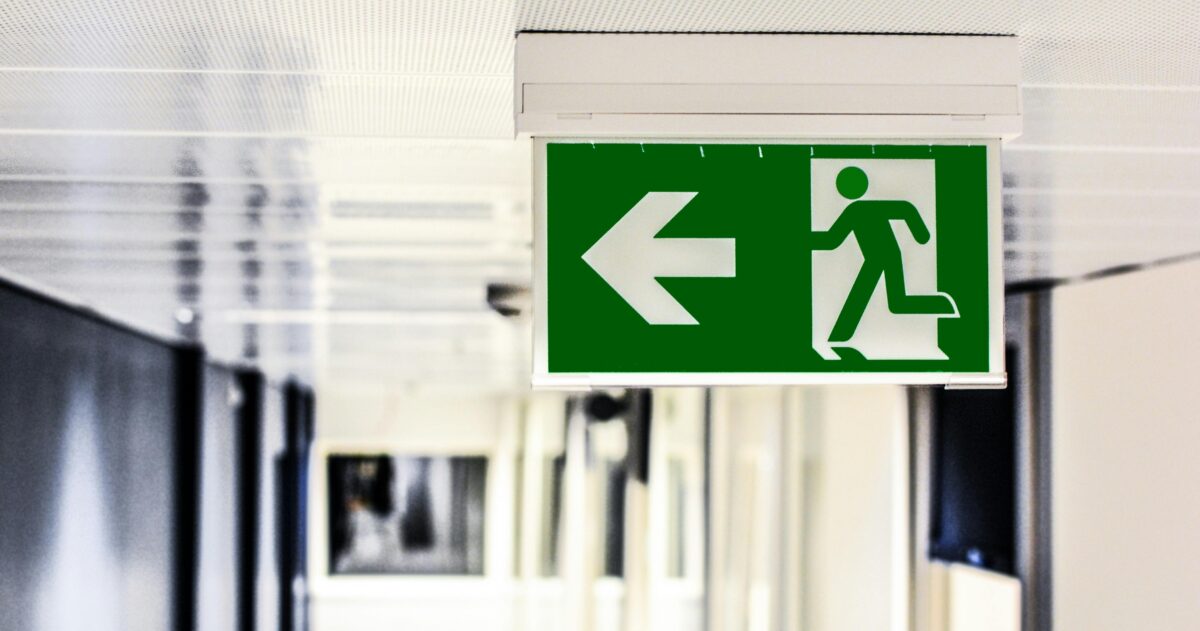 The Complete Guide to Emergency Lighting Compliance for UK Businesses